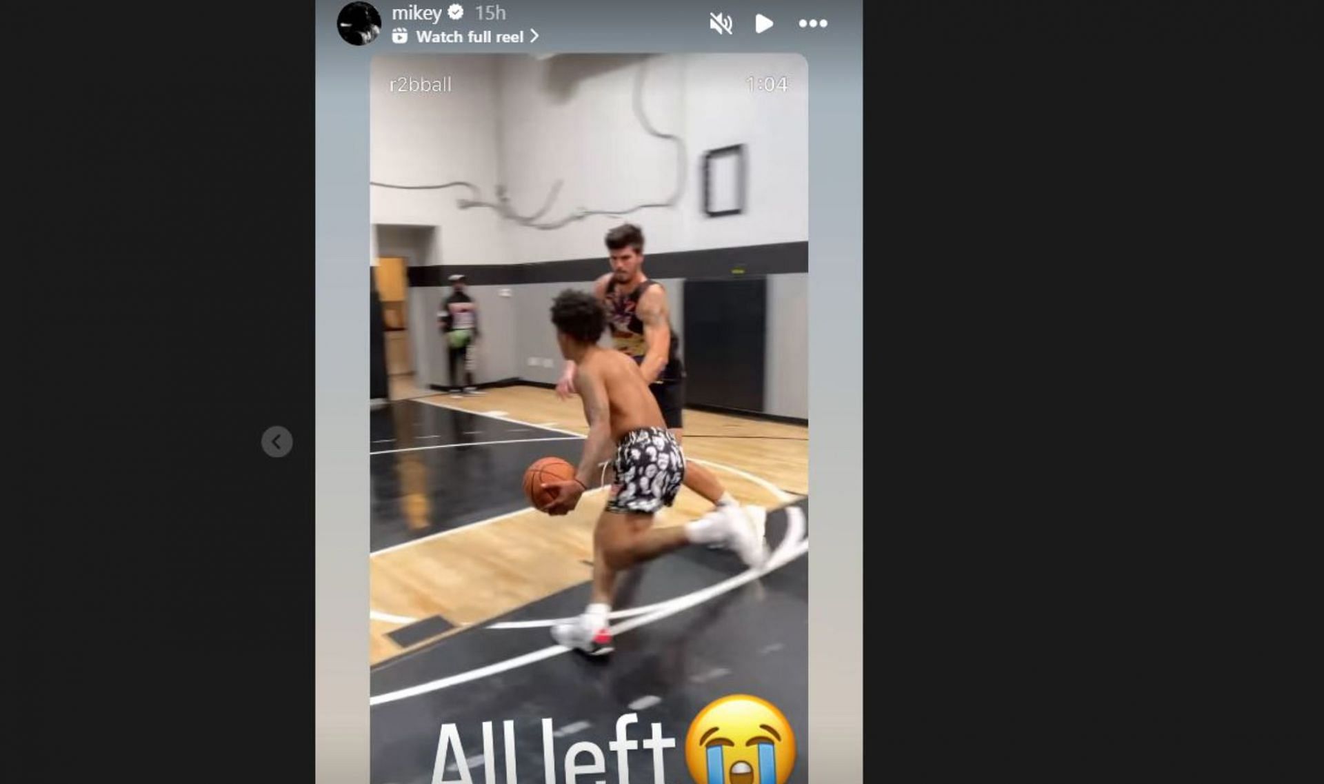 Sacramento State commit Mikey Williams drops 2-word reaction after pulling off tough layup in practice. Credit: IG/@mikey
